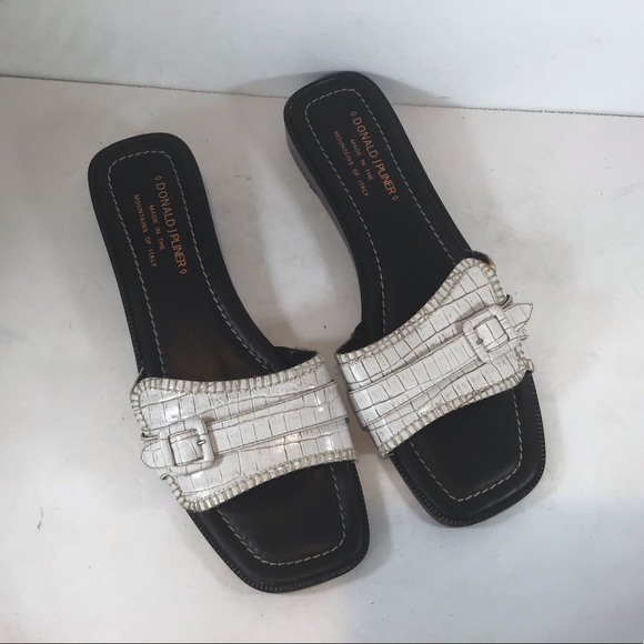 DONALD J PLINER MADE IN ITALY LEATHER CROC EMBOSSED SANDALS SZ 9 - Picture 2 of 14